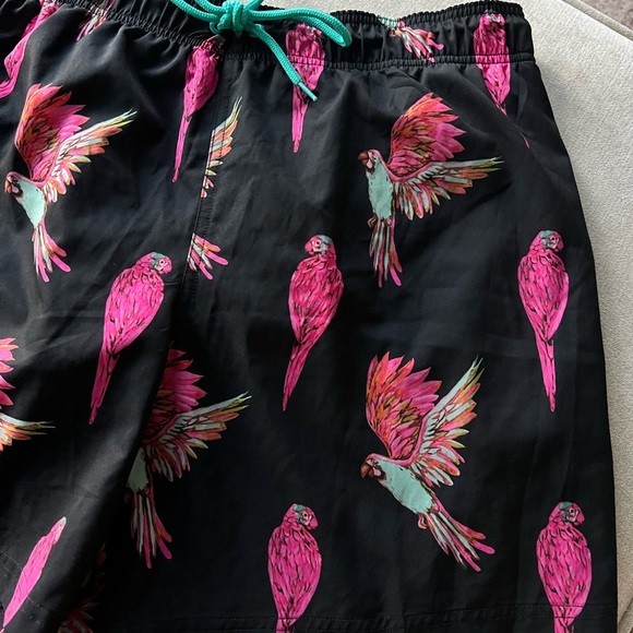 Men’s Tropical Bird Swim Shorts Size XL - Picture 2 of 3